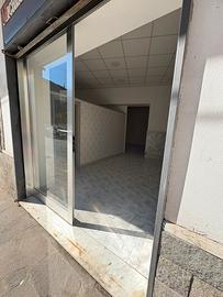 Affittassi locale commerciale