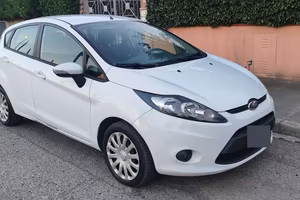 Ford Fiesta 5p GPL