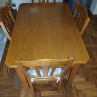 Tavolo da cucina più seggiole