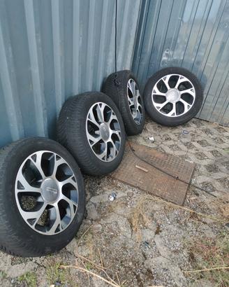 cerchi in lega 500l con gomme 205/55 r16 91h