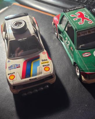 Peugeot 205 Turbo in tre allestimenti 