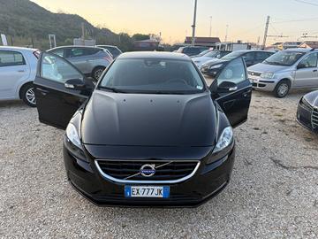 Volvo V40 D2 1.6 DIESEL 15.000 Km Motore Nuovo