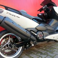 Pirelli STOP TMAX 500 2012 faro posteriore