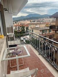Grazioso bilocale con vista sul centro storico