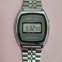 By Citizen Orologio Q&Q Vintage 