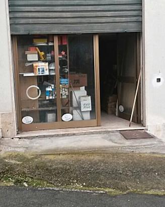Locale Commerciale (Garage) da 30 m²