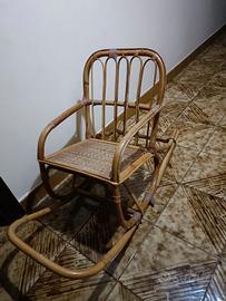 sediolino a dondolo in bambù 