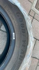 4pz Goodyear 205/60 R16  EfficientGrip Performance