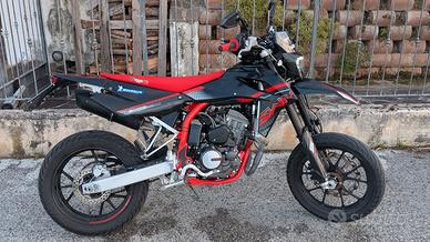 MOTARD  SWM SM 125 R 2023