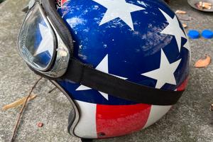 Casco jet