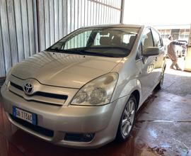 Toyota Corolla Verso 2.2 16V D-4D Sol