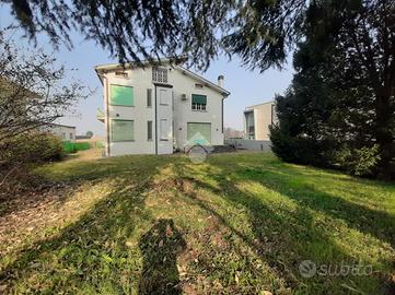 PORZIONE DI TRIFAMILIARE A TEOLO