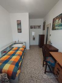 Camera singola vicino a stazione e università