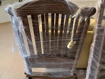 Culla in noce con decori