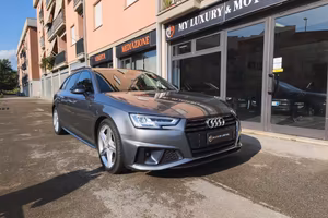 AUDI A4 Avant 40 TDI S tronic S line edition 2019*