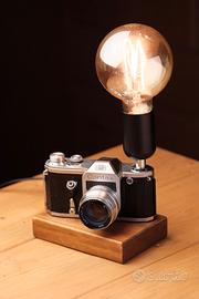 Lampada da tavolo artigianale macchina fotografica