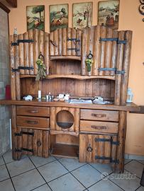 credenza in legno.massello anni 60  e tavolo idem