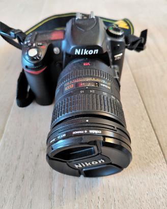 Nikon D80 con Flash SB600 e Zoom VR AF-S 18-200