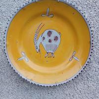 Piatto in terracotta maiolicata C.A.S. Vietri