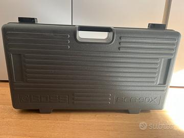 Pedaliera effetti per chitarra