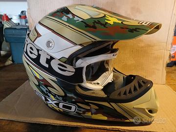 casco moto AXO 