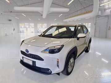 TOYOTA YARIS CROSS 1.5H 92 CV E-CVT BUSINESS SUV