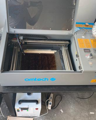 Laser k40+ omtech con accessori