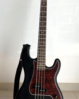 Basso Harley Benton PB-20 con Ampli HB-20B