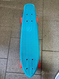 Skateboard Oxelo azzurro/arancio