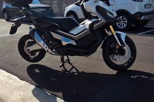 Honda X ADV 750