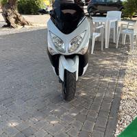 Yamaha tmax