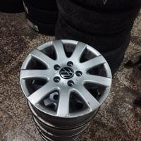 Cerchi Vw Golf 15 pollici originali usati