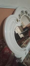 Specchio bianco per camera da letto