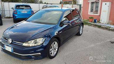 Volkswagen Golf WOLKSVAGEN BMT BENZINA /METANO