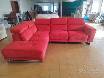 divano angolare  rosso divani e divani
