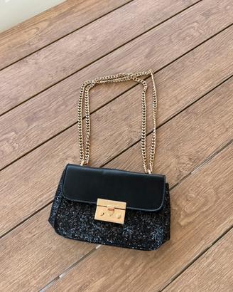 Borsa a tracolla con catena