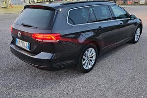 volkswagen Passat SW Tdi 150cv cambio automatico 