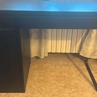 Scrivania IKEA MICKE