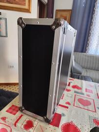 flight case 4 unità + flight case per lettore DJ