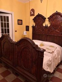 Letto matrimoniale in rovere