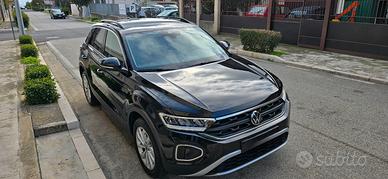 Volkswagen T-Roc edition plus