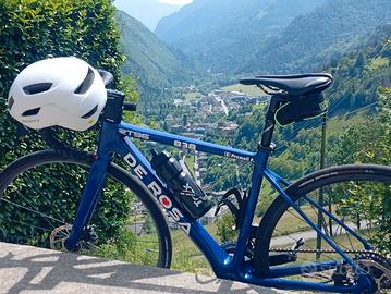 bici da corsa de rosa