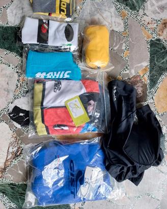 ABBIGLIAMENTO CICLISMO 