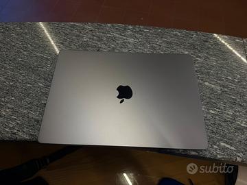 Macbook air m3 15 ram 16gb ssd 512gb Solo 38 cicli