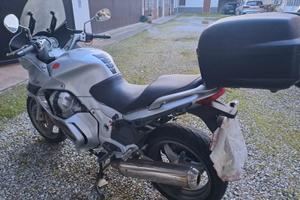 moto guzzi- norge 1200