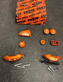 Accessori ergal KTM PowerParts 890 SMT come NUOVI