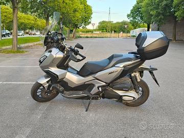 Honda ADV 350 del 2022
