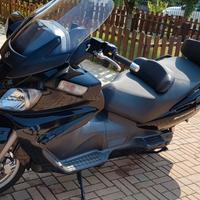 Suzuki Burgman 650 Executive 