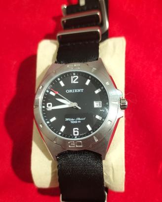 Orologio Orient 39mm al quarzo. 