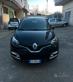CAPTUR 0.9 BENZINA 90 CV FULL OPTIONAL PARI NUOVO